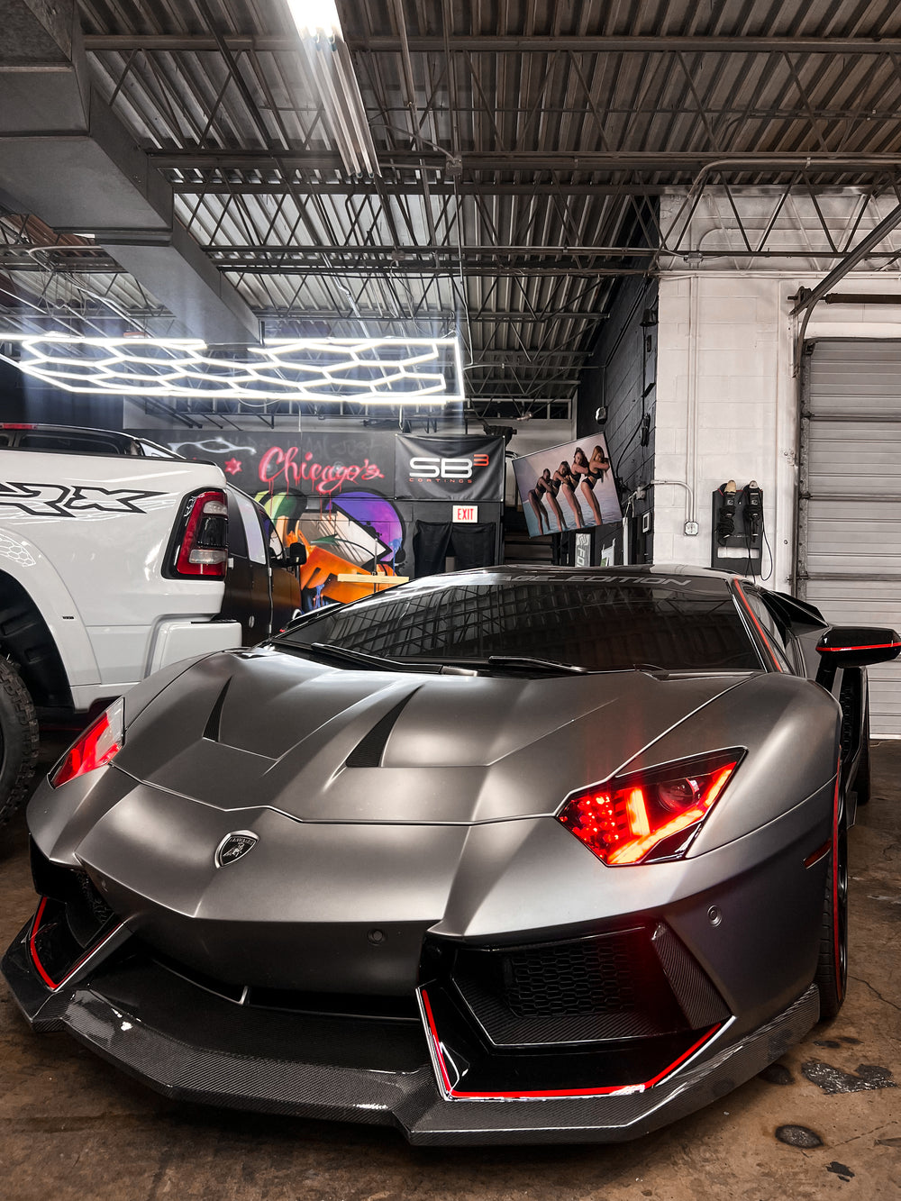 Build Lamborghini Aventador